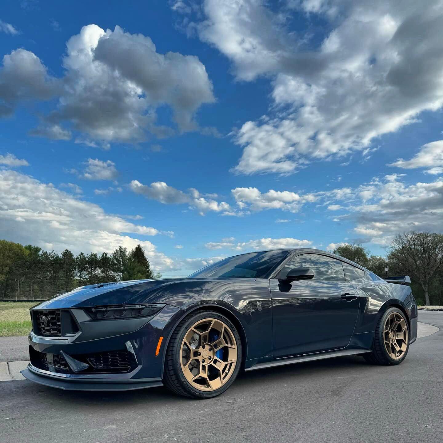 MM M17R Forged GTD Style wheels 20x10 / 20x11 for Ford Mustang GT, Dark Horse - Gem Motorsports