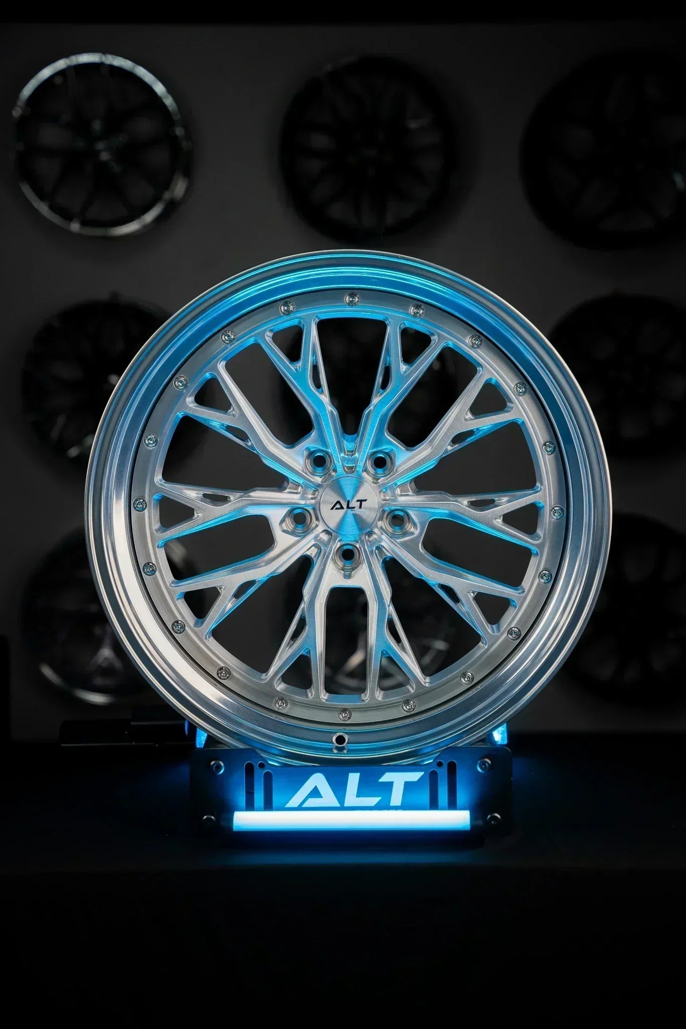 DLS - 10 2 - Piece Forged wheels 20X10.5 / 20X11.5 for Cadillac CT5 - V Blackwing - Gem Motorsports