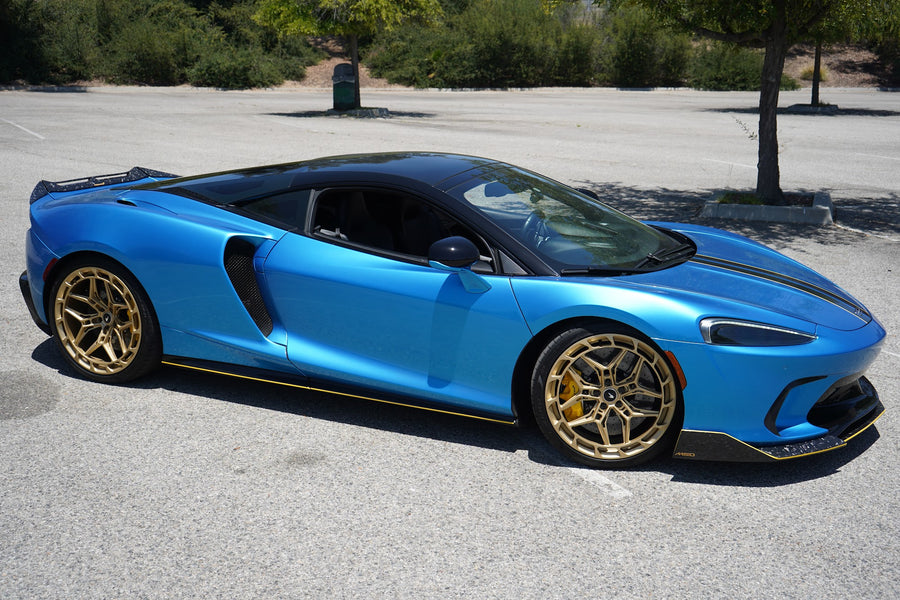 McLaren GT