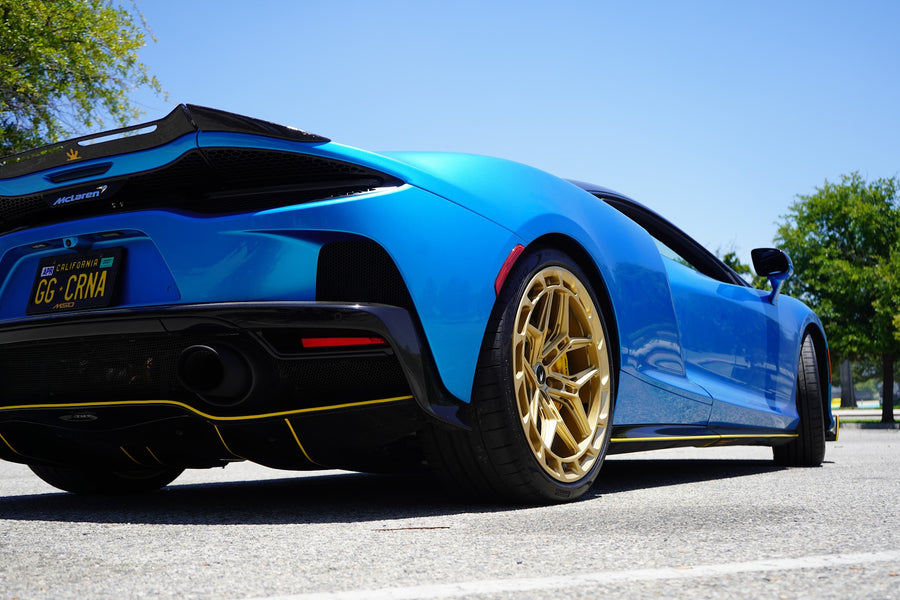 McLaren GT