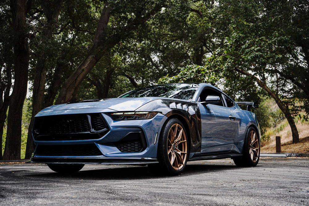 Pro shoot: Mustang S650 on ALT Mach Bronze